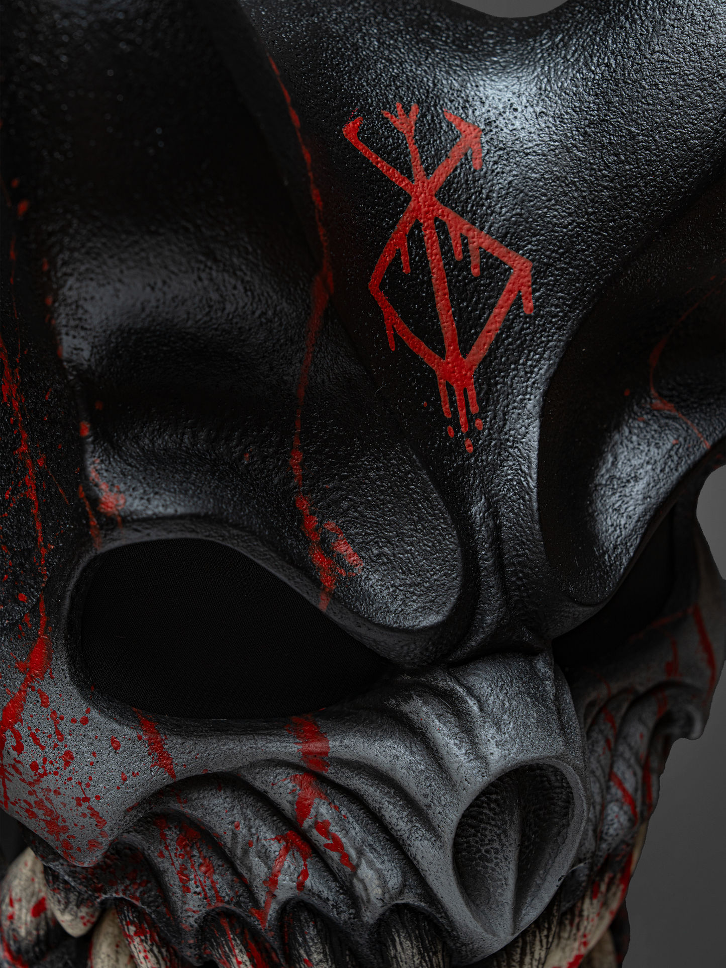(SLAUGHTER TO PREVAIL) ALEX TERRIBLE MASK “BERSERK” (OG)