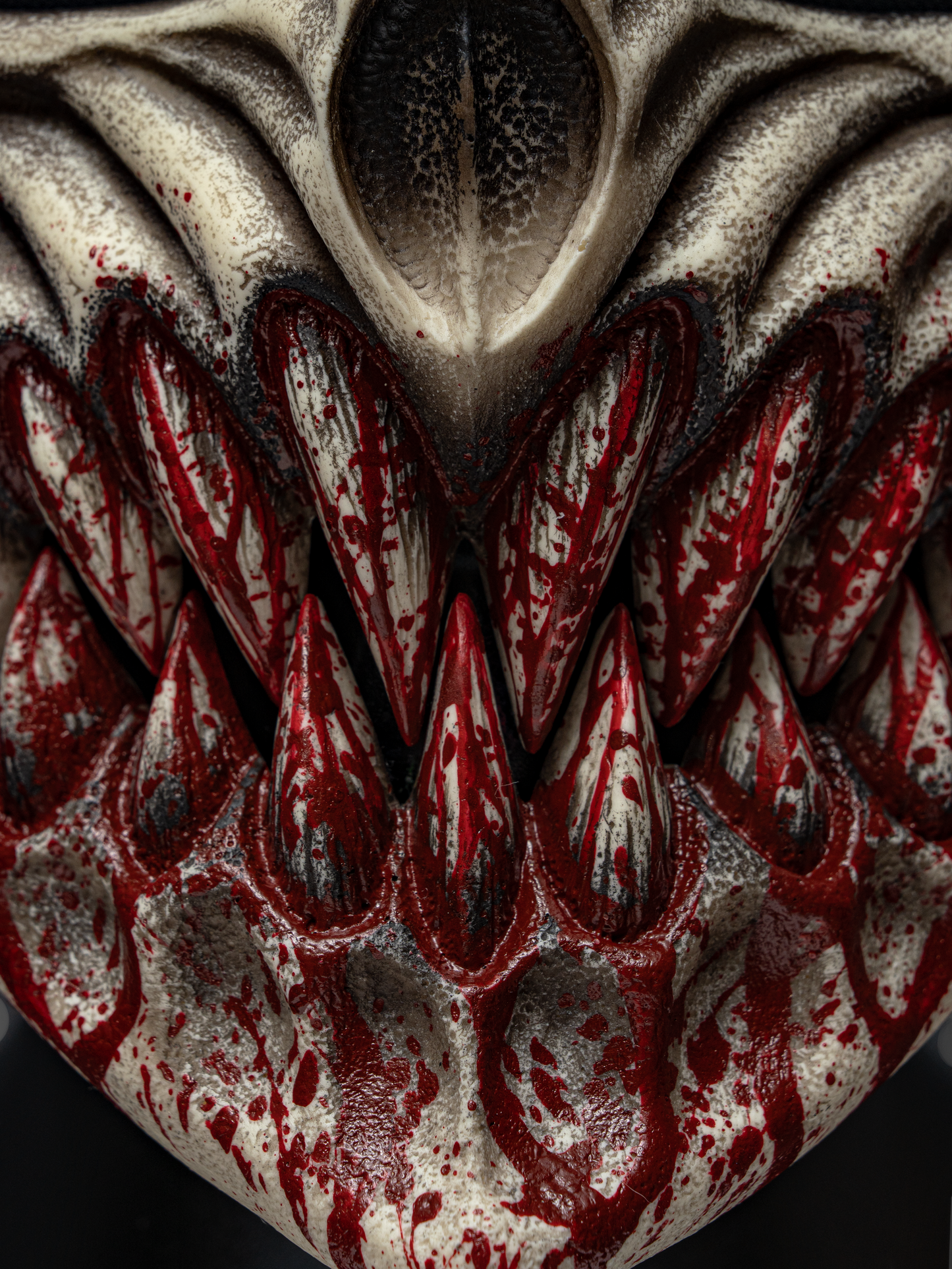 (SLAUGHTER TO PREVAIL) ALEX TERRIBLE MASK “GRIZZLY”