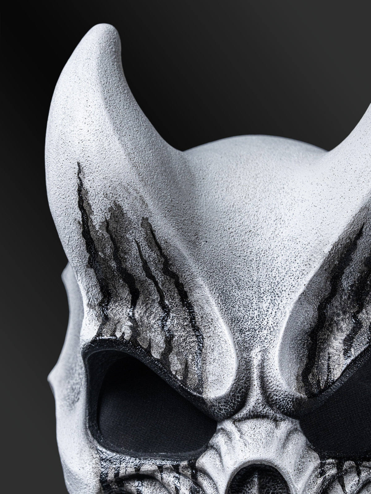 ALEX TERRIBLE MASK “UMBRA”